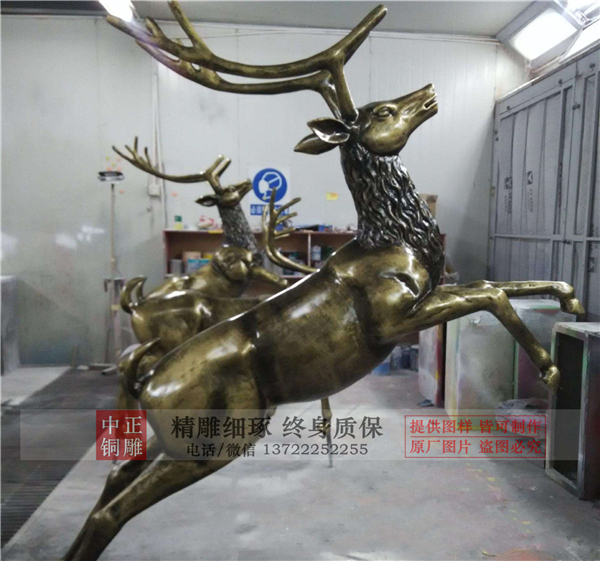 銅鹿雕塑廠家.jpg 銅鹿雕塑廠家.jpg