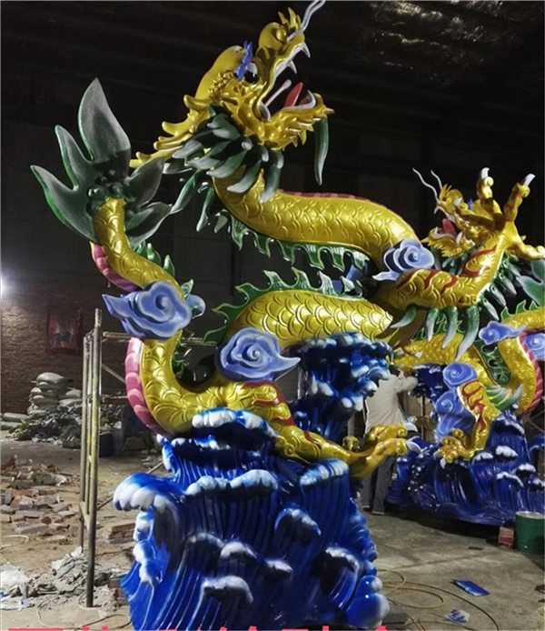 玻璃鋼彩繪龍雕塑.jpg