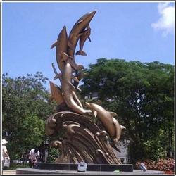 廣場(chǎng)海豚雕塑