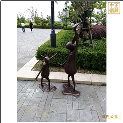 鑄銅關(guān)公 小兔子景觀雕塑鑄造