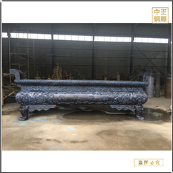 鑄銅關(guān)公 圓形平口銅香爐廠家