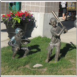 鑄銅關公 小孩打棒球人物銅雕塑