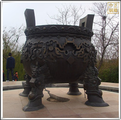 大型銅鼎 大型銅鼎